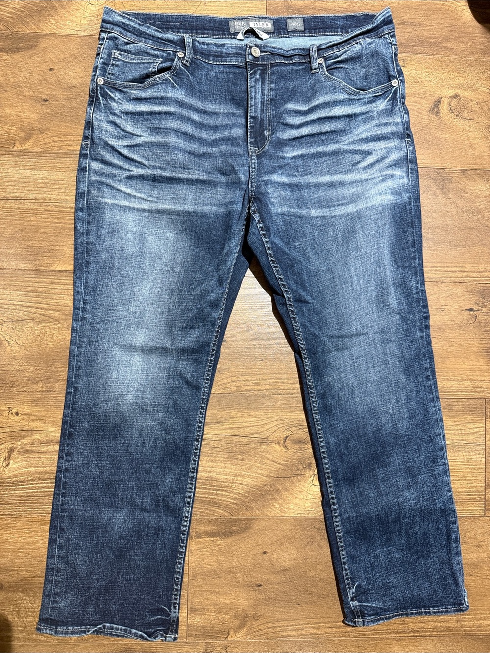 BKE Men's Relaxed Blue Fade Denim Jeans